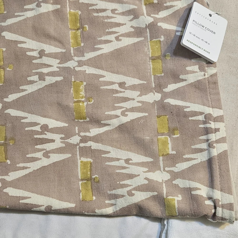 NEW With Tags Pottery Barn Eden Blush/Gold Ikat Throw Pillow 16x26” Fringe
